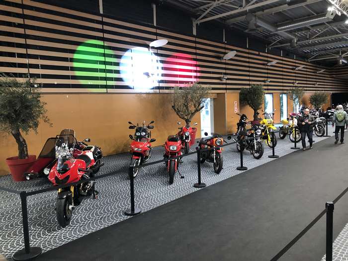 SALON DE LYON 2022 CENTENAIRE GUZZI