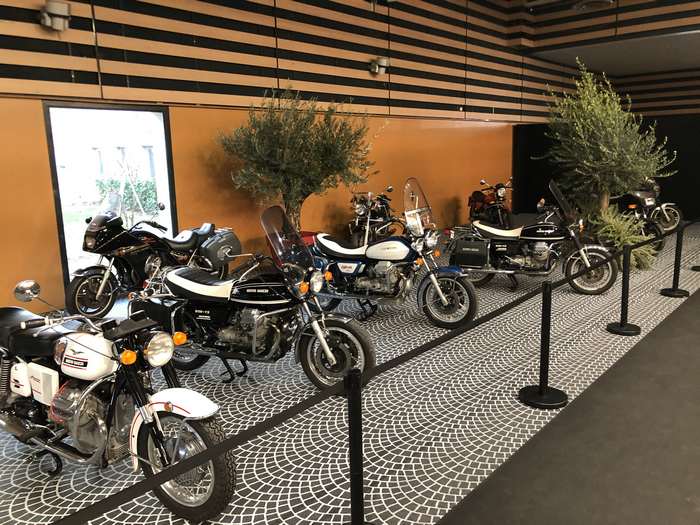 SALON DE LYON 2022 CENTENAIRE GUZZI