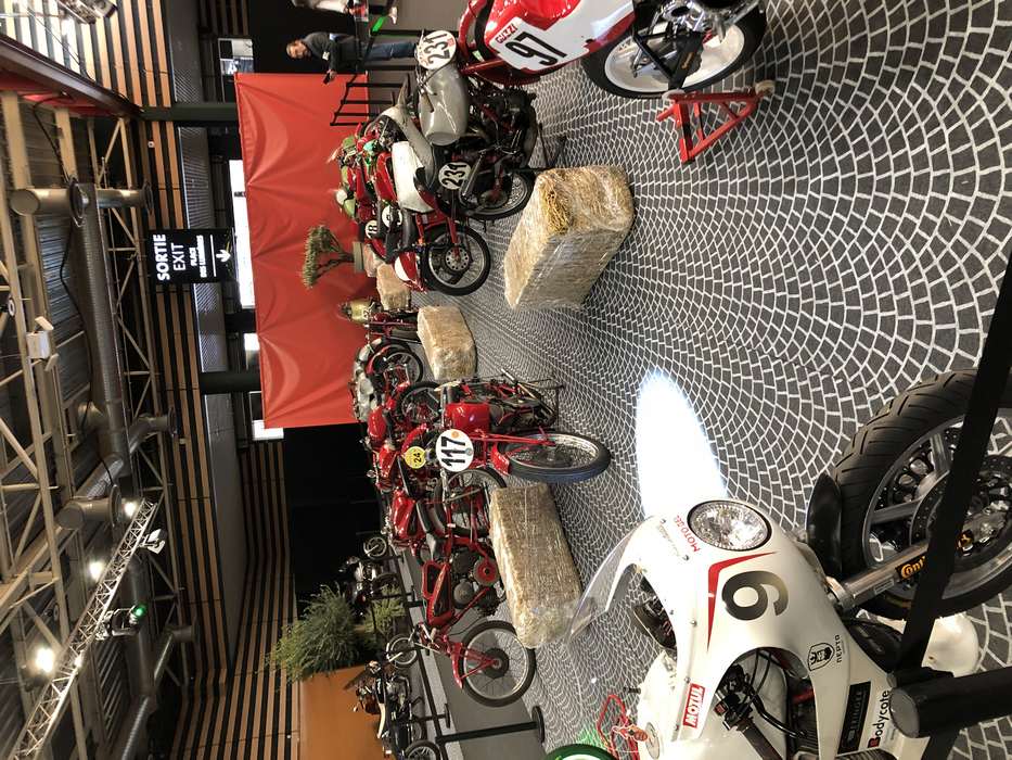 SALON DE LYON 2022 CENTENAIRE GUZZI