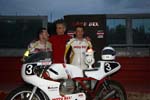 Imola 2013, team manager et pilotes Moto Bel' après la victoire